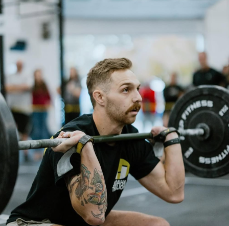 CrossFit-DNR-Best-Gym-NOCO-Fort-Collins-CSU-Coach-Program-Front-Squat-Thruster
