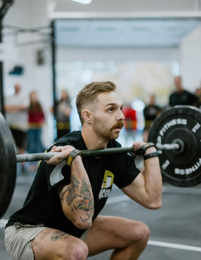 CrossFit-DNR-Best-Gym-NOCO-Fort-Collins-CSU-Coach-Program-Front-Squat-Thruster